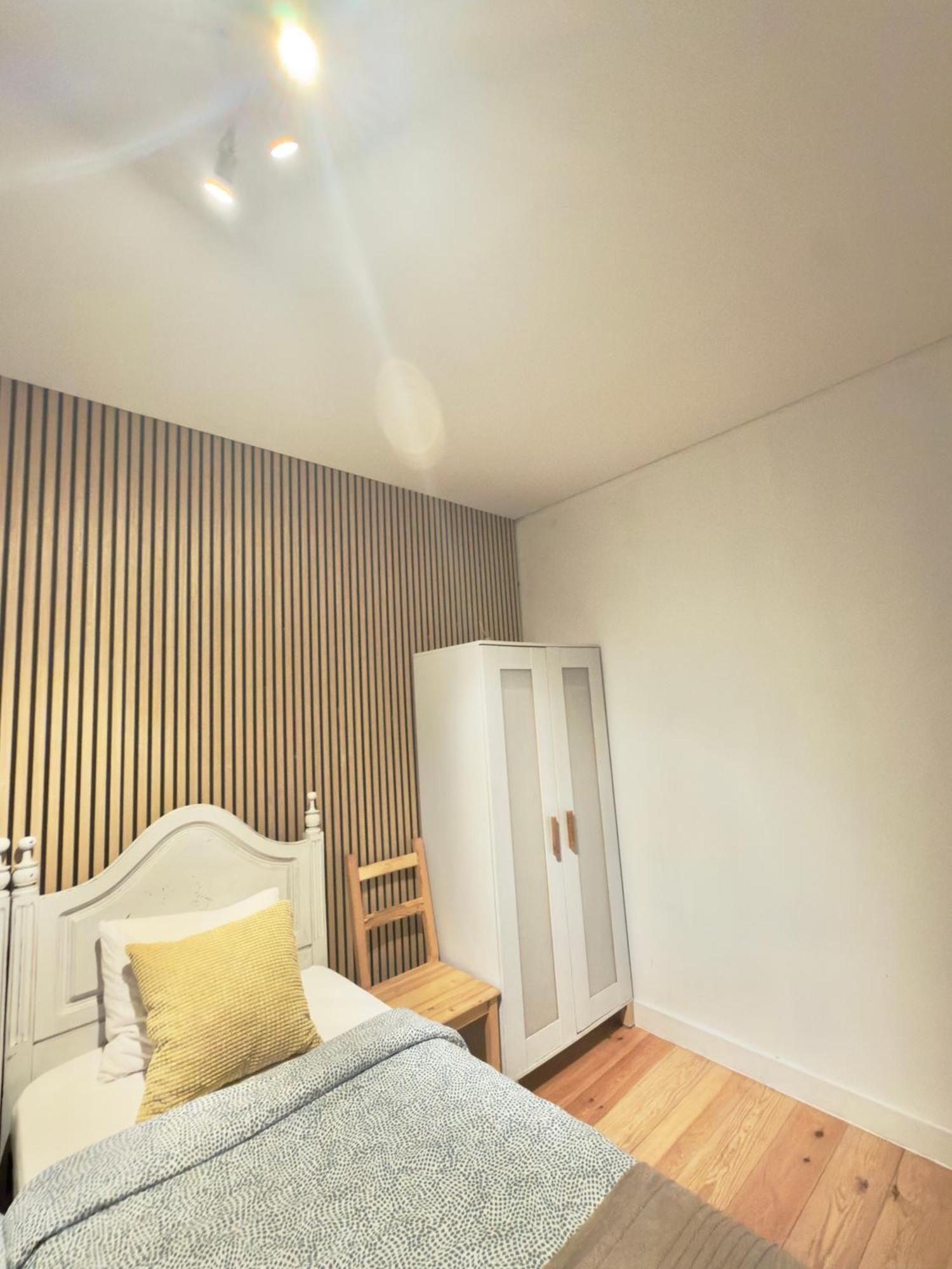 Standard Double Room No Window
